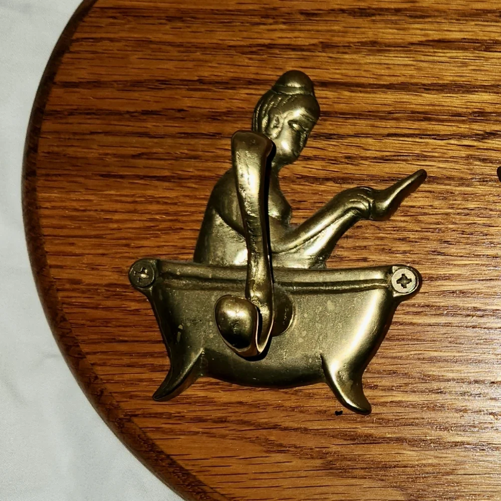 Vintage Heart Shaped Wooden Wall Mount Brass Hooks